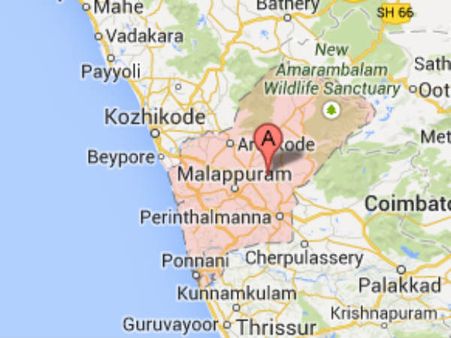 അപകട ജില്ല;പൂക്കിപ്പറമ്പ് മുതല്‍ തേലെക്കാട് വരെ