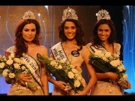 മാനസി മോഘെ മിസ് ദിവ 2013