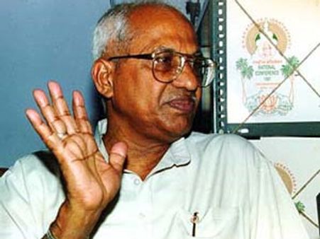 ശശി തരൂര്‍ മാപ്പ് പറയണമെന്ന് രാജഗോപാല്‍