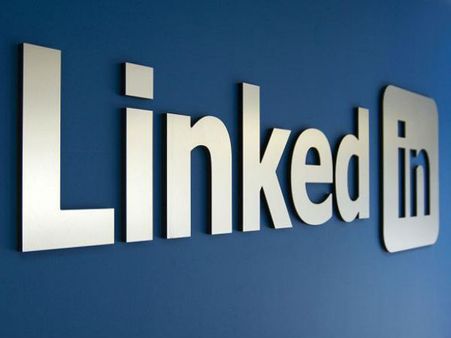 ലിങ്ക്ഡ്ഇന്‍ ഇമെയില്‍ വിവരങ്ങള്‍ ചോര്‍ത്തി?