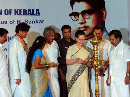 സോണിയ ഗാന്ധി കേരളത്തില്‍