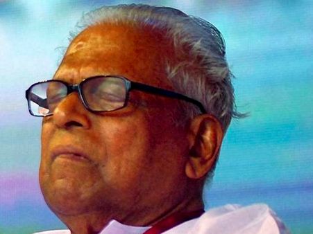 'ഗോള്‍ഡ് മോനെ'ക്കുറിച്ച് അന്വേഷിക്കണം: വിഎസ്