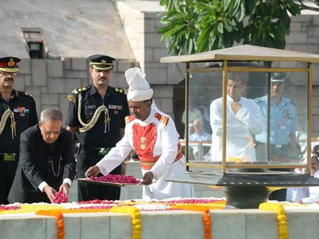 ഗാന്ധിക്കും ശാസ്ത്രിക്കും ഇന്ന് ജന്മദിനം