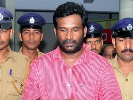 ശാലുവിന് പങ്കില്ല, സരിതയെ രക്ഷിക്കാന്‍ നീക്കം;ബിജു