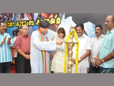 ക്യാമറ കണ്ണുകളുടെ കുടുംബ കൂട്ടായ്മ