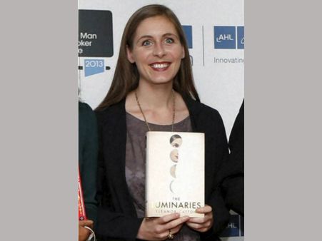 2013 മാന്‍ബുക്കര്‍ സമ്മാനം എലേനര്‍ കാട്ടന്