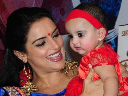 ശ്വേതയും സബൈനയും റാംപില്‍