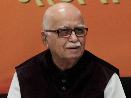 'നെഹ്‌റു പട്ടേലിനെ വര്‍ഗീയവാദി എന്ന് വിളിച്ചു'