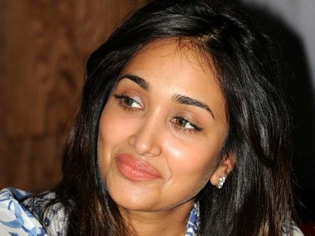 ജിയയുടേത് ആത്മഹത്യയല്ല, കൊലപാതകം?