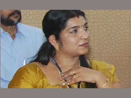 തന്നെയാരും ലൈംഗികമായി ഉപയോഗിച്ചിട്ടില്ല; സരിത