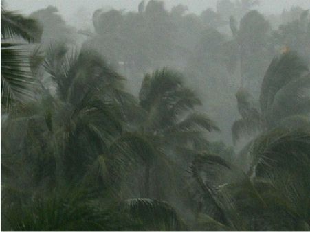 ലെഹര്‍ കേരളത്തില്‍ മഴപെയ്യിക്കും