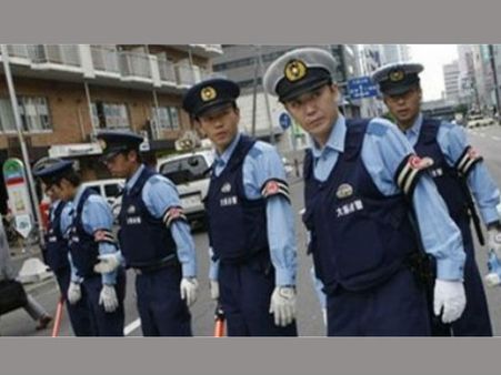 പോലീസിലേക്ക് 15000 വിളി;സ്ത്രീ അറസ്റ്റില്‍