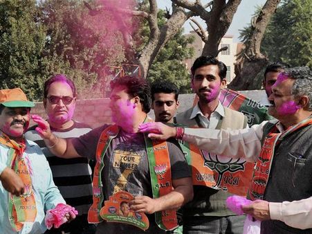 ഛത്തീസ്ഗഡിലും ബിജെപി മുന്നേറുന്നു