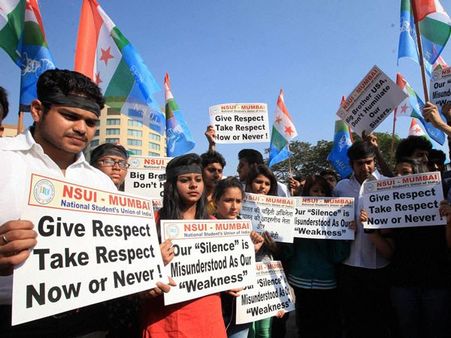 ദേവയാനിയെ നഗ്നയാക്കി; വീഡിയോ ഓണ്‍ലൈനില്‍?