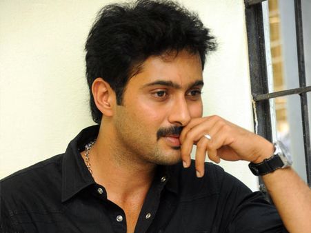 തെലുങ്ക് നടന്‍ ഉദയ് കിരണ്‍ തൂങ്ങിമരിച്ചു