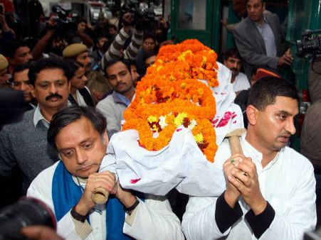 സുനന്ദ: മരണം മുതല്‍ ശവസംസ്‌കാരം വരെ