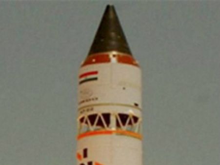 അഗ്നി നാല് വിജയകരമായി പരീക്ഷിച്ചു