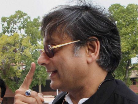 ശശി തരൂര്‍ എഐസിസി വക്താവ്