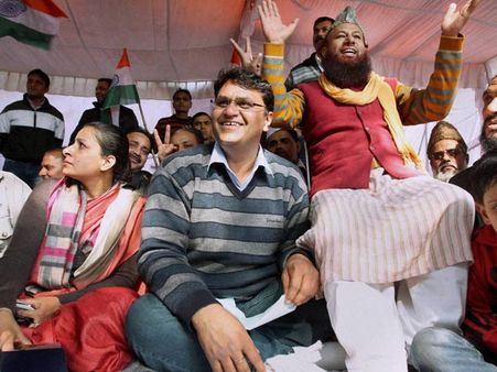 കെജ്രിവാളിന് സമയം നല്‍കി: ബിന്നി സമരം പിന്‍വലിച്ചു