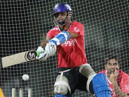 ഒളിംപിക്സ് പോരാളികള്‍ക്ക് കൂട്ടായി ദ്രാവിഡ്