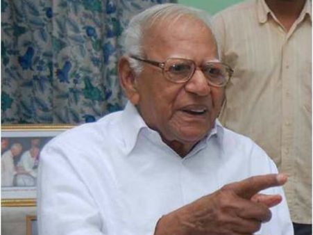 ലാവലിന്‍:ജഡ്ജിമാരെ പുറത്താക്കണം-കൃഷ്ണയ്യര്‍