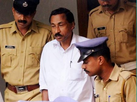 ടിപി കേസ്:പിണറായിയെ കുടുക്കാന്‍ പോലീസ് സമ്മര്‍ദ്ദം