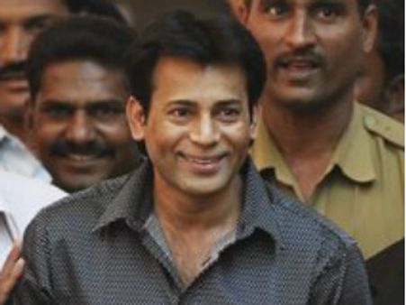 അധോലോക നായകന്‍ അബുസലീം വിവാഹിതനായി