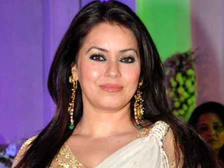 സിപിഎമ്മിന് ഇന്നസെന്റ്; ബിജെപിക്ക് നായികനടി!