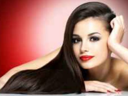 സൗദി;20കാരിയുടെ മുടി മുറിച്ച ബാര്‍ബര്‍ അറസ്റ്റില്‍