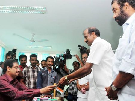 നാമനിര്‍ദ്ദേശ പത്രിക, രസകരമായ കണക്കുകള്‍