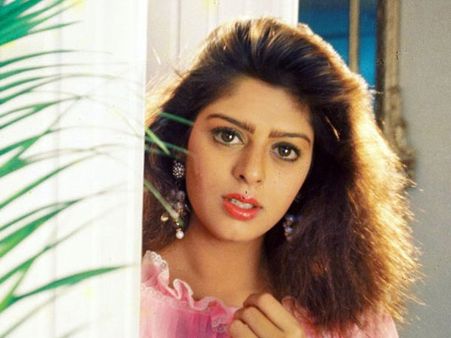 നഗ്മയ്ക്ക് സംരക്ഷണം വേണമെന്ന് കോണ്‍ഗ്രസ്