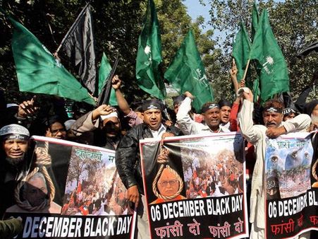 പള്ളി പൊളിച്ചത് കോണ്‍ഗ്രസിന്റെ അറിവോടെ?