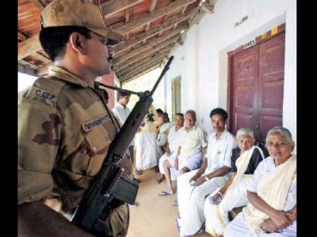 കേരളത്തില്‍ 10 ശതമാനം ബൂത്തുകള്‍ പ്രശ്‌നബാധിതം