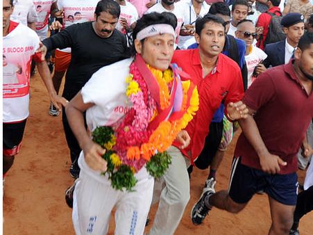 അങ്ങനെ ബോബി ഓടിത്തീര്‍ത്തു, 812 കിലോ മീറ്റര്‍