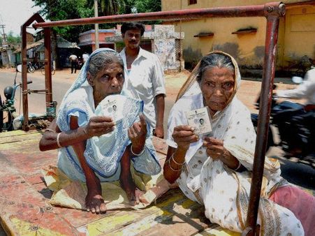 സീമാന്ധ്രയിലും ബംഗാളിലും മികച്ച പോളിങ്