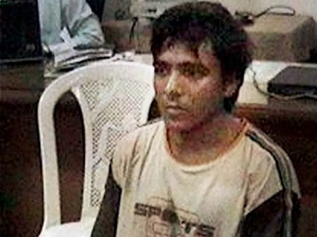 അജ്മല്‍ കസബ് മരിച്ചിട്ടില്ല: ടീച്ചര്‍