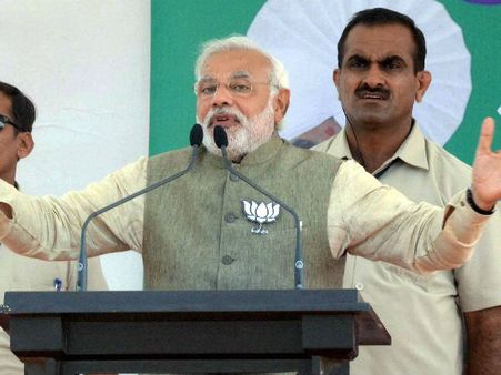 ബുദ്ധപൂര്‍ണ്ണിമ ദിനത്തില്‍ മോദി അഹിസയ്ക്കായി