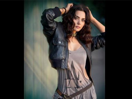 പീഡനക്കേസ്; പ്രീതി സിന്റ മാപ്പ് പറഞ്ഞു