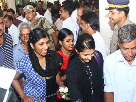 ആ മാലാഖമാര്‍ പറന്നിറങ്ങി,കാഴ്ചക്കാരുടെ കണ്ണ് നിറഞ്ഞു