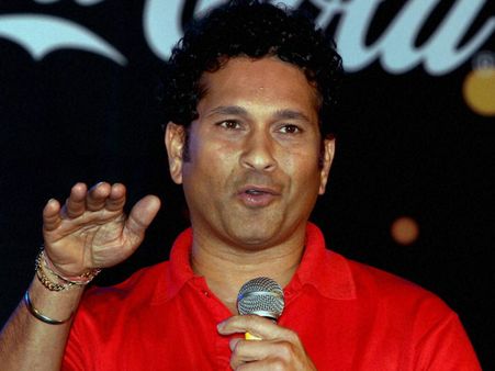 തന്നെ അറിയില്ലെന്ന് പറഞ്ഞ ഷറപ്പോവയ്ക്ക് സച്ചിന്റെ മറുപടി