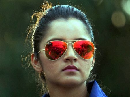 എന്നെ അന്യനാട്ടുകാരിയാക്കരുത്: സാനിയ മിര്‍സ