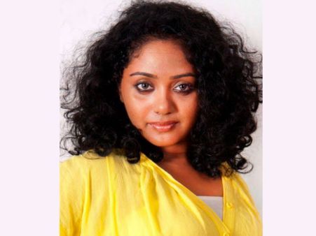 ഹിമയുടെ പരാതിയില്‍ പോലീസുകാര്‍ വിശദീകരണം നല്‍കണം