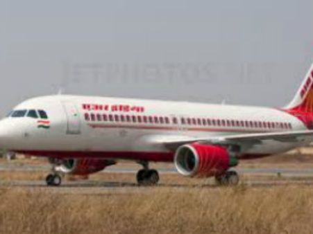 തിരുവനന്തപുരത്ത് ലാന്‍ഡിംഗിനിടെ വിമാനത്തിന്റെ ടയര്‍ പൊട്ടി, യാത്രക്കാര്‍?