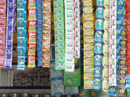 എടിഎമ്മില്‍ പാന്‍ മസാലയും