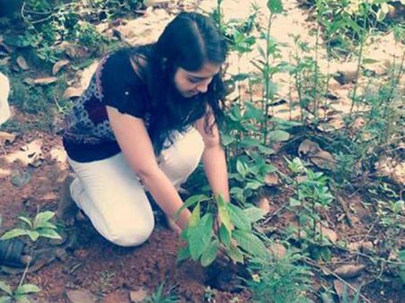 ദുല്‍ഖര്‍, പ്രണവ്, കാളിദാസ്.. ചലഞ്ച് ഫ്രം സനുഷ