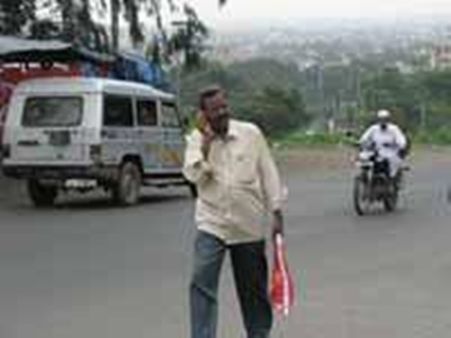 കാല്‍നടയാത്രക്കാരുടെ ശ്രദ്ധയ്ക്ക്...