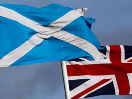 ഗ്രേറ്റ് ബ്രിട്ടന്‍ പിരിയില്ല, സ്‌കോട്ട്‌ലാന്റ് യുകെയില്‍ തന്നെ