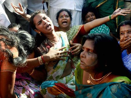 ജയലളിതയുടെ വിധിയില്‍ ജീവന്‍ വെടിഞ്ഞത് 16 പേര്‍