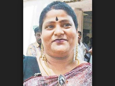 അമ്മയ്ക്ക് വേണ്ടി ആത്മഹത്യ ചെയ്യാന്‍ നടി മായയും