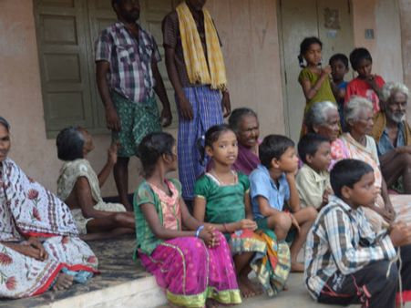 ഹുദ് ഹുദ്: മരണ സംഖ്യ ഉയര്‍ന്നു, 3 ലക്ഷം പേരെ മാറ്റിപാര്‍പ്പിച്ചു